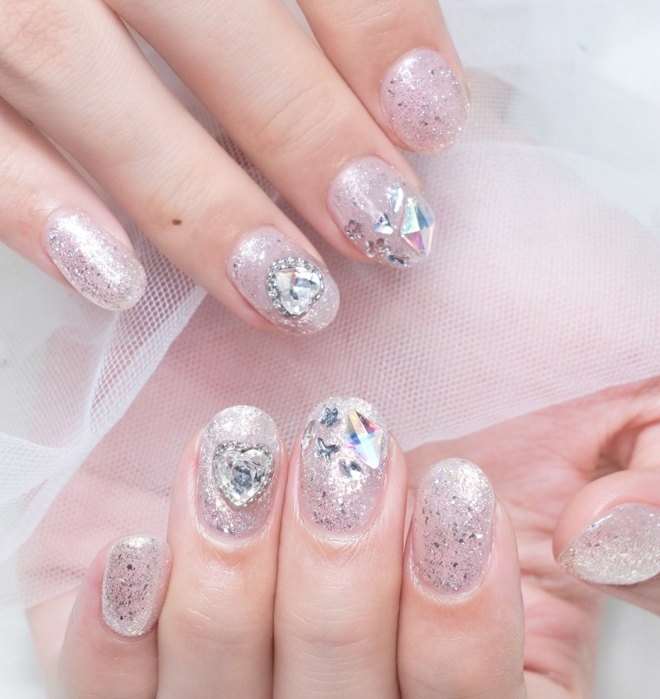top image nail2